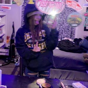 Meet your Posher, Alexis